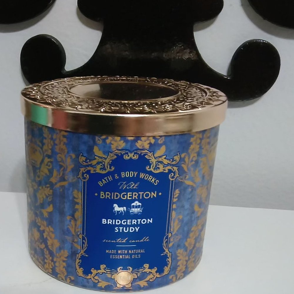Bath and body Works BRIDGERTON Limited Collection. 3Wick Candles - Picture 9 of 12